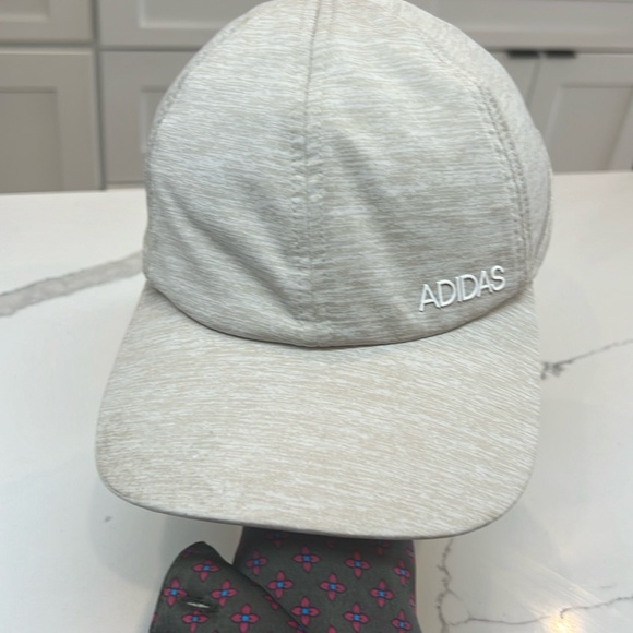 Adidas Climalite adjustable Cap - Picture 1 of 4